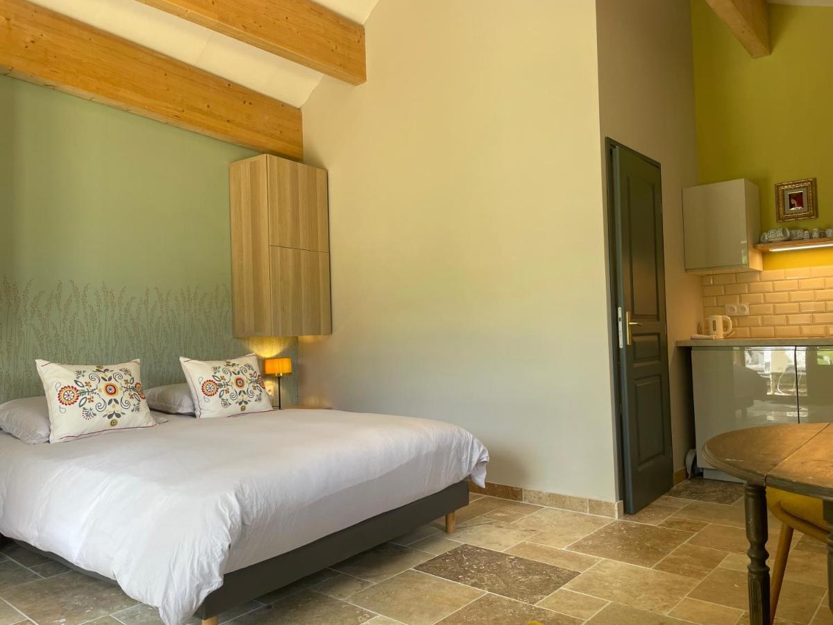 Le Bos Dordogne Apartment Soulaures ภายนอก รูปภาพ